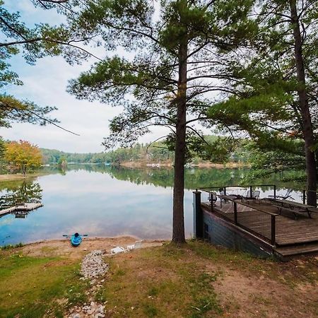Arbutus Lake 3 Bedroom Cottage Traverse City Luaran gambar