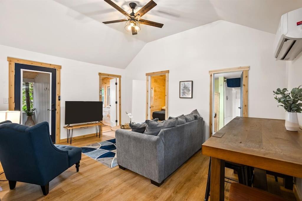 Arbutus Lake 3 Bedroom Cottage Traverse City Luaran gambar