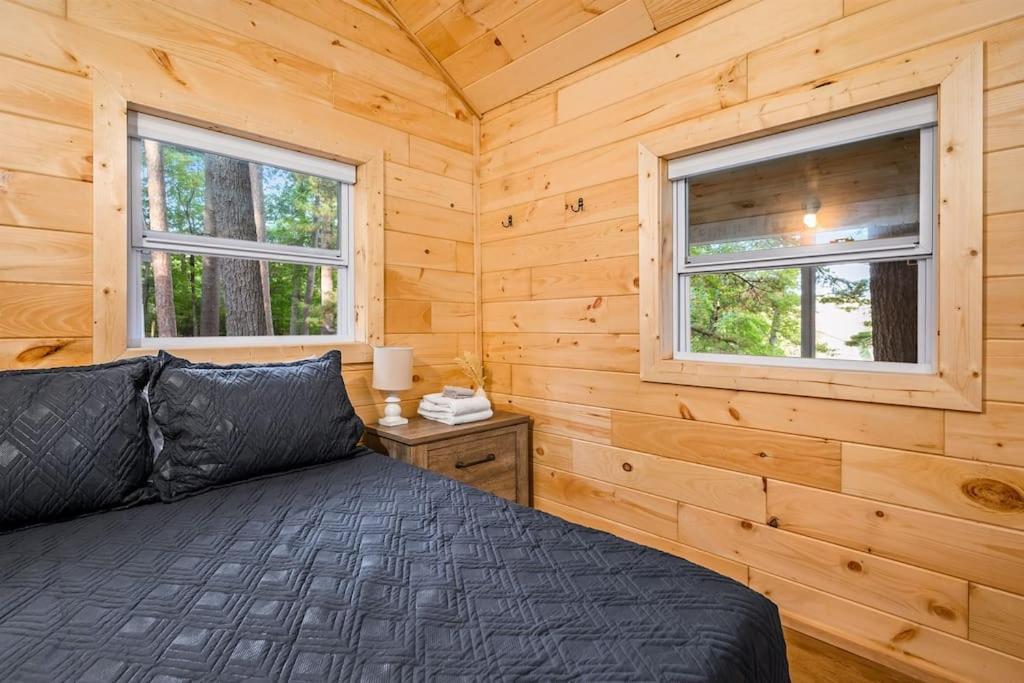 Arbutus Lake 3 Bedroom Cottage Traverse City Luaran gambar