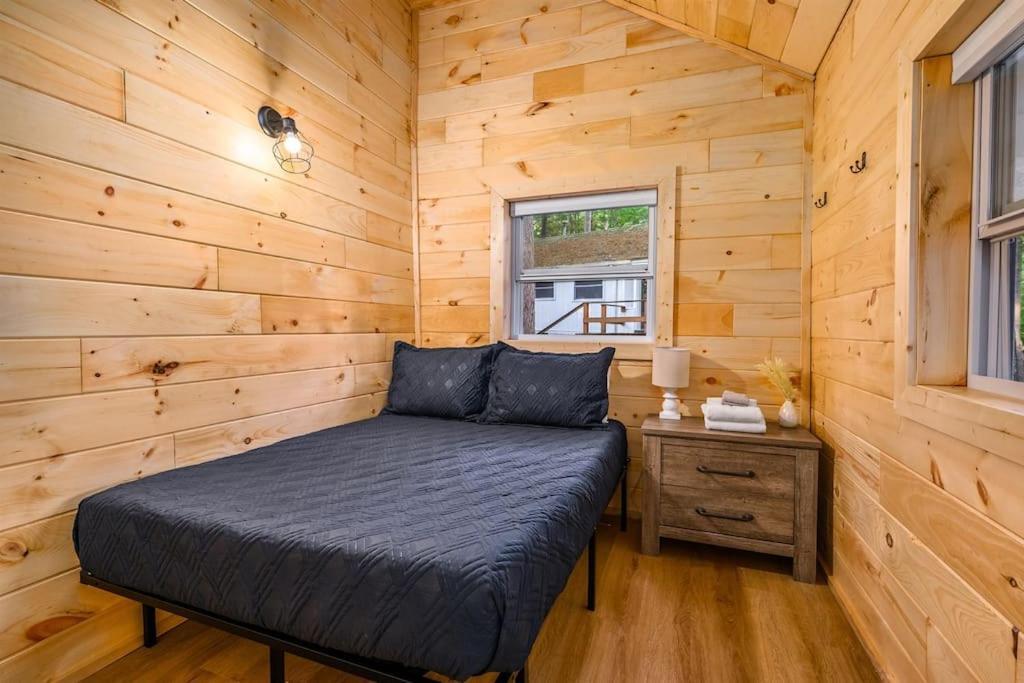 Arbutus Lake 3 Bedroom Cottage Traverse City Luaran gambar