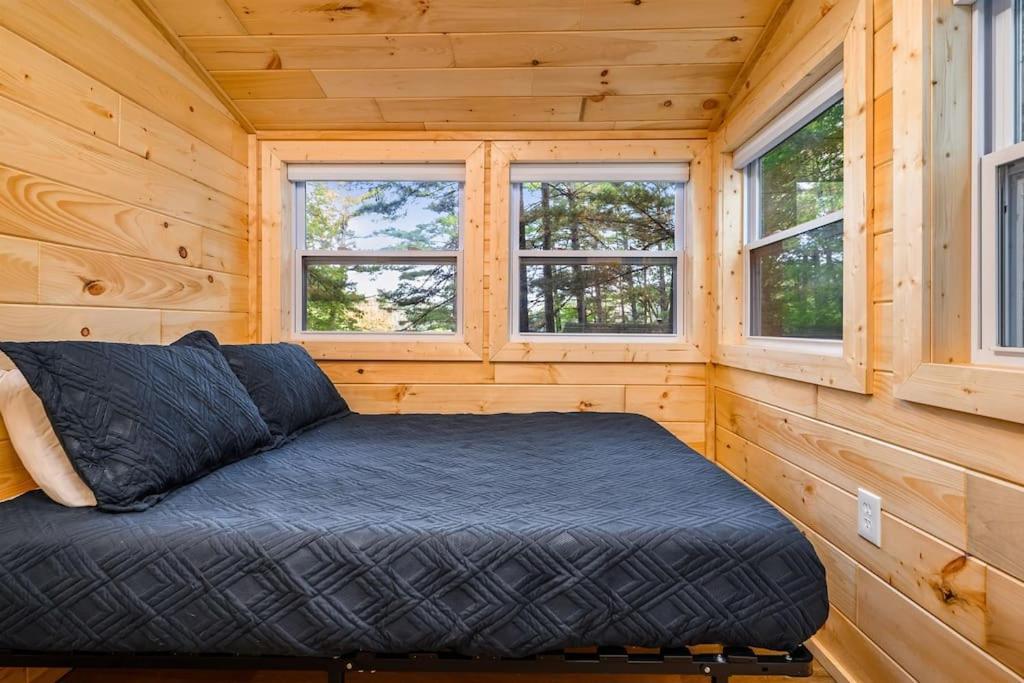 Arbutus Lake 3 Bedroom Cottage Traverse City Luaran gambar