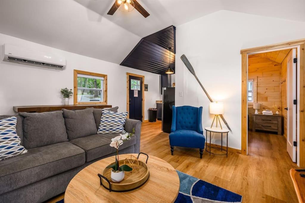 Arbutus Lake 3 Bedroom Cottage Traverse City Luaran gambar